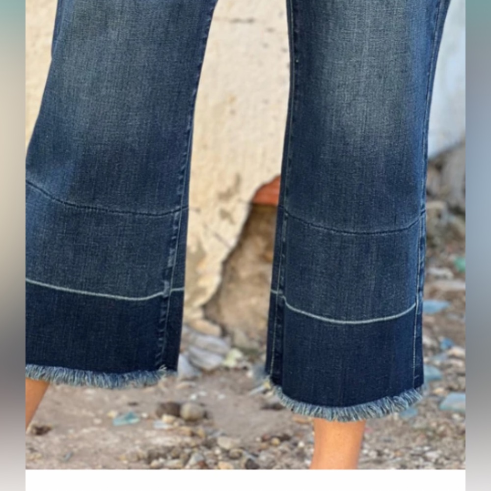 Judy Blue Wide Leg Crop Jeans